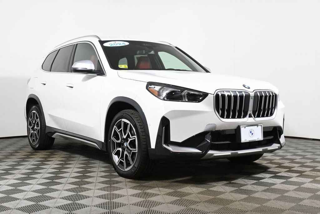 Certified 2024 BMW X1 xDrive28i w/ Technology Package AWD/4WD image 9