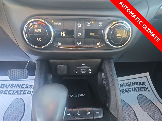 Used 2023 Chevrolet TrailBlazer RS w/ Sun and Liftgate Package image 18