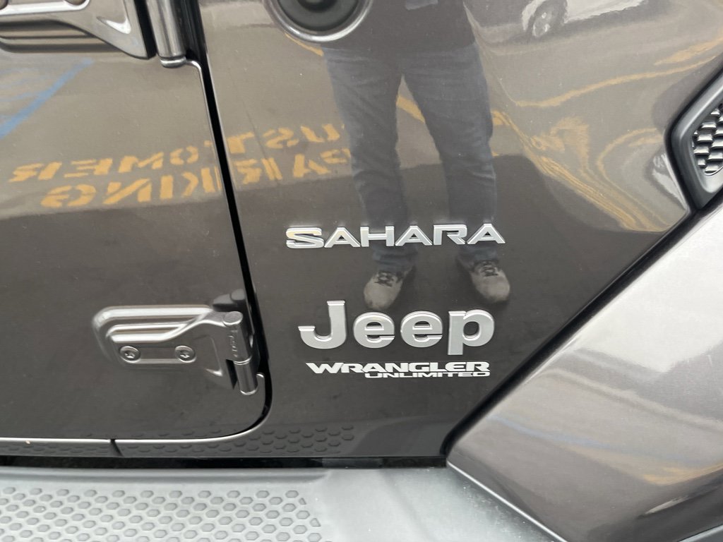 Used 2018 Jeep Wrangler Unlimited Sahara image 30