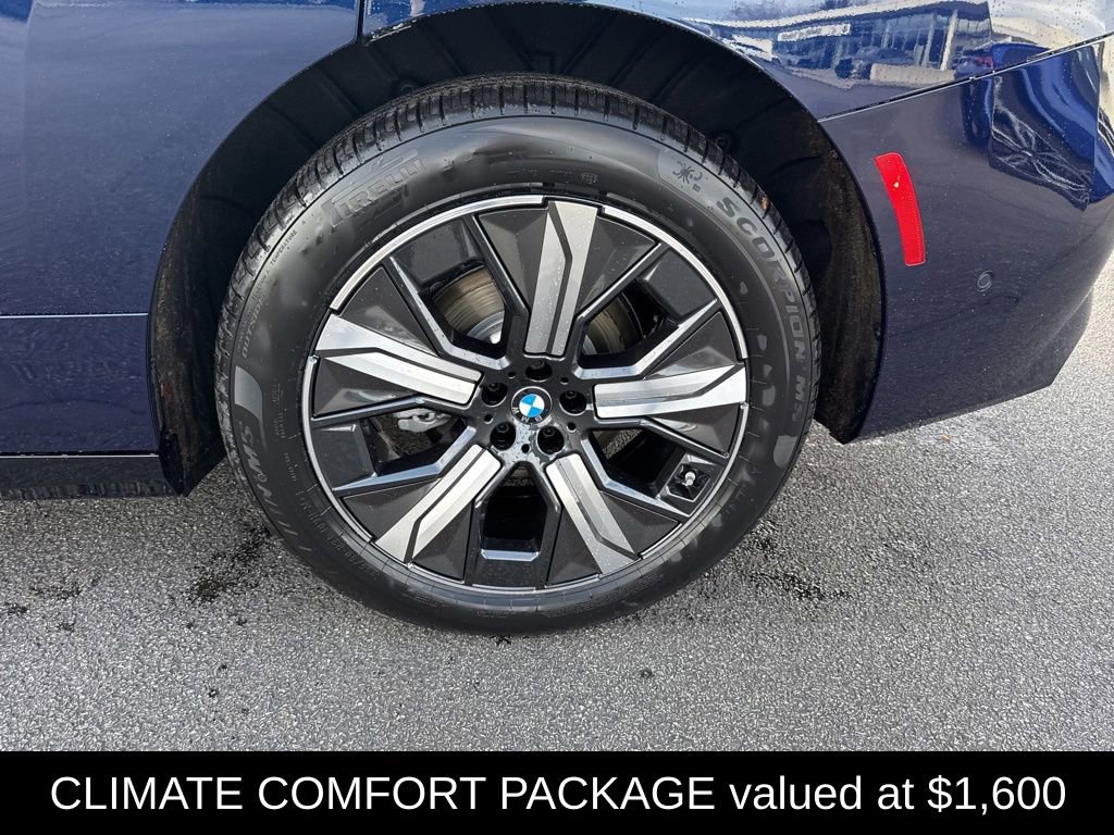 New 2026 BMW iX xDrive45 image 6