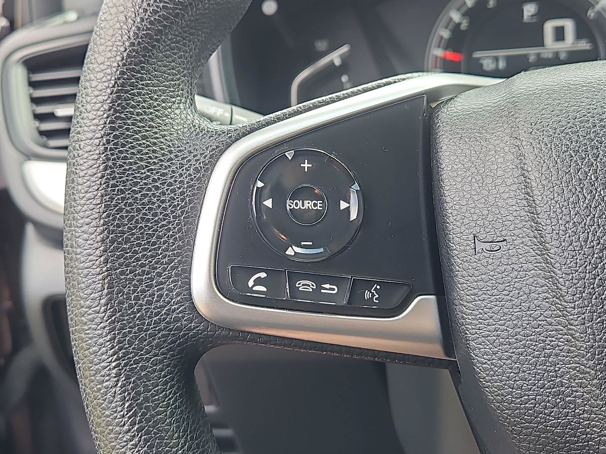 Used 2019 Honda CR-V LX image 11