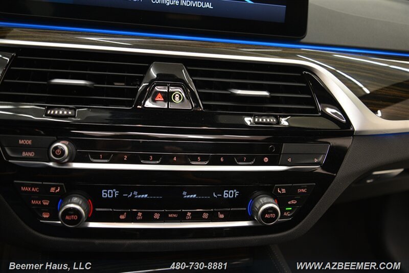 Used 2023 BMW 530e w/ M Sport Package RWD image 38