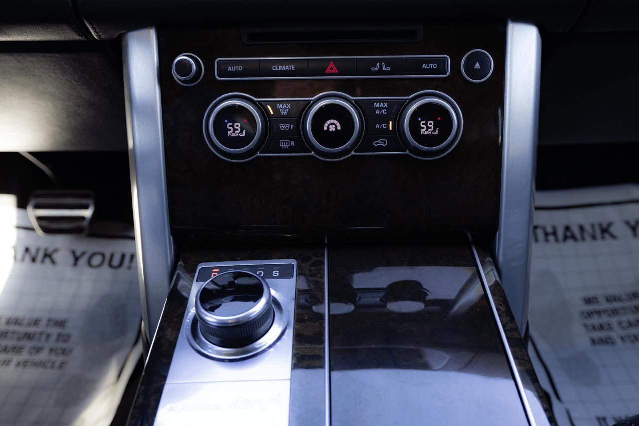 Used 2017 Land Rover Range Rover Autobiography image 34