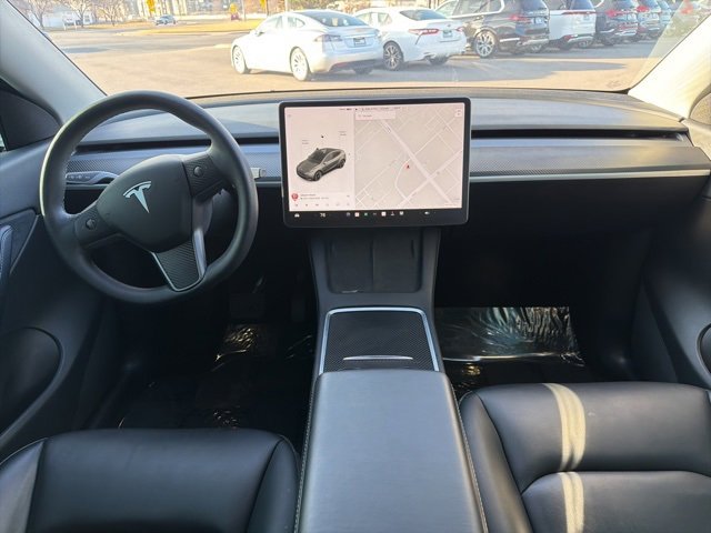 Used 2021 Tesla Model Y Long Range image 15