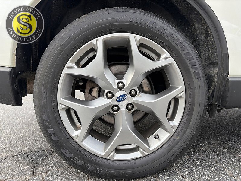 Used 2017 Subaru Forester 2.5i Touring image 9