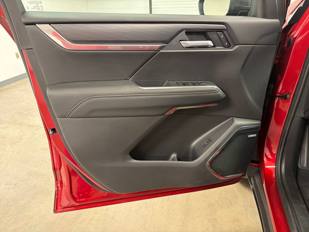New 2026 GMC Acadia Elevation w/ Black Edition AWD/4WD image 19