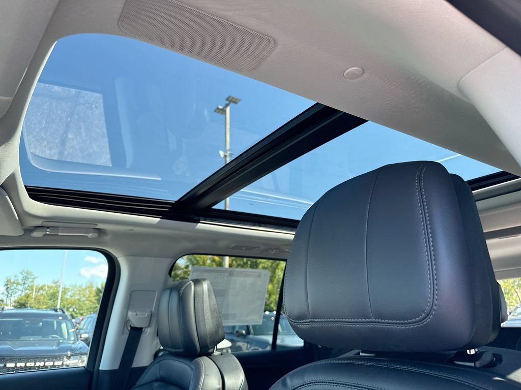 New 2027 Lincoln Navigator L Reserve AWD/4WD image 19
