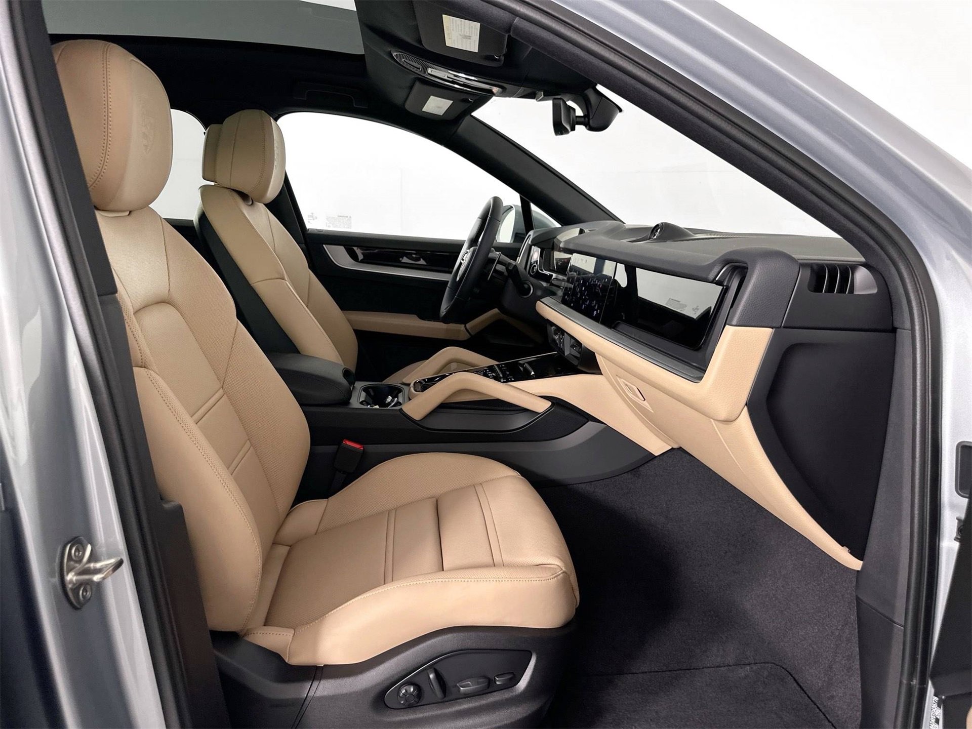 New 2026 Porsche Cayenne Coupe image 30