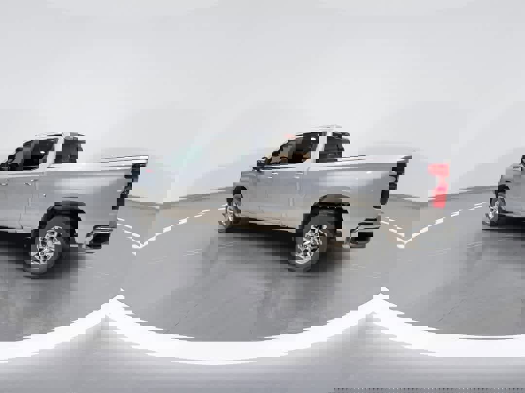 Used 2021 Chevrolet Silverado 1500 LT w/ Z71 Off-Road Package image 6