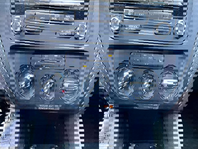 Used 2013 Volkswagen Jetta SE image 23