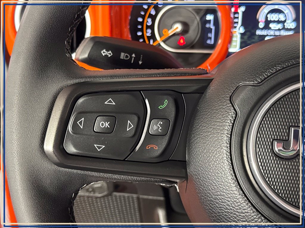 Certified 2025 Jeep Gladiator Overland AWD/4WD image 24