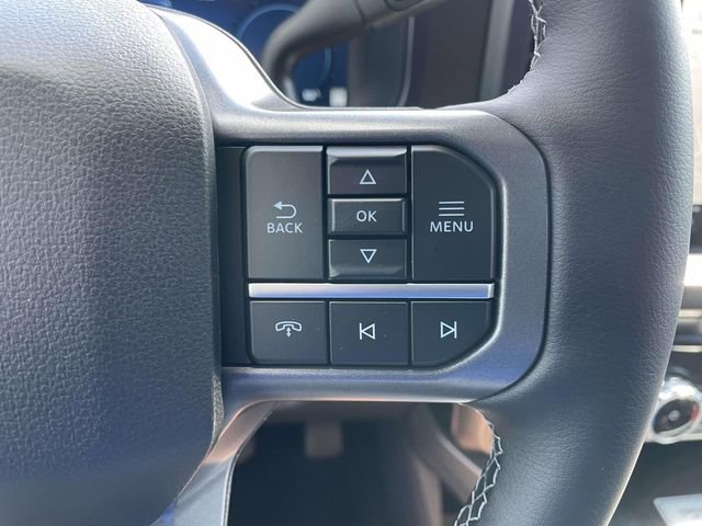 New 2026 Ford F250 Lariat w/ Black Appearance Package image 18