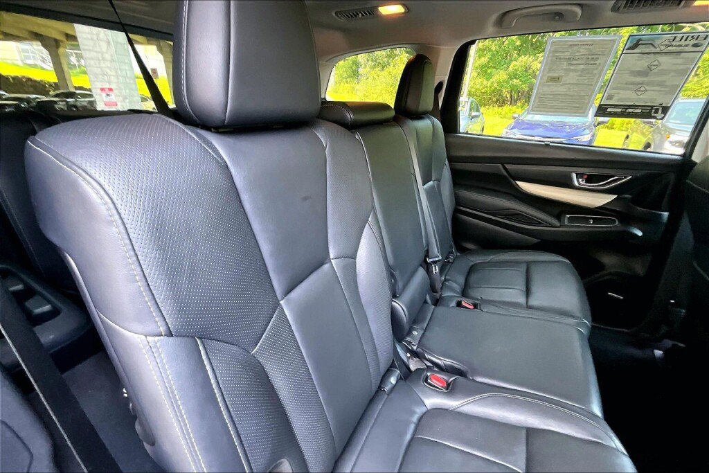 Used 2020 Subaru Ascent Limited w/ Technology Package AWD/4WD image 16