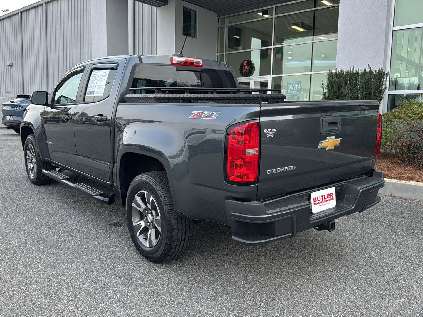 Used 2016 Chevrolet Colorado Z71 image 3