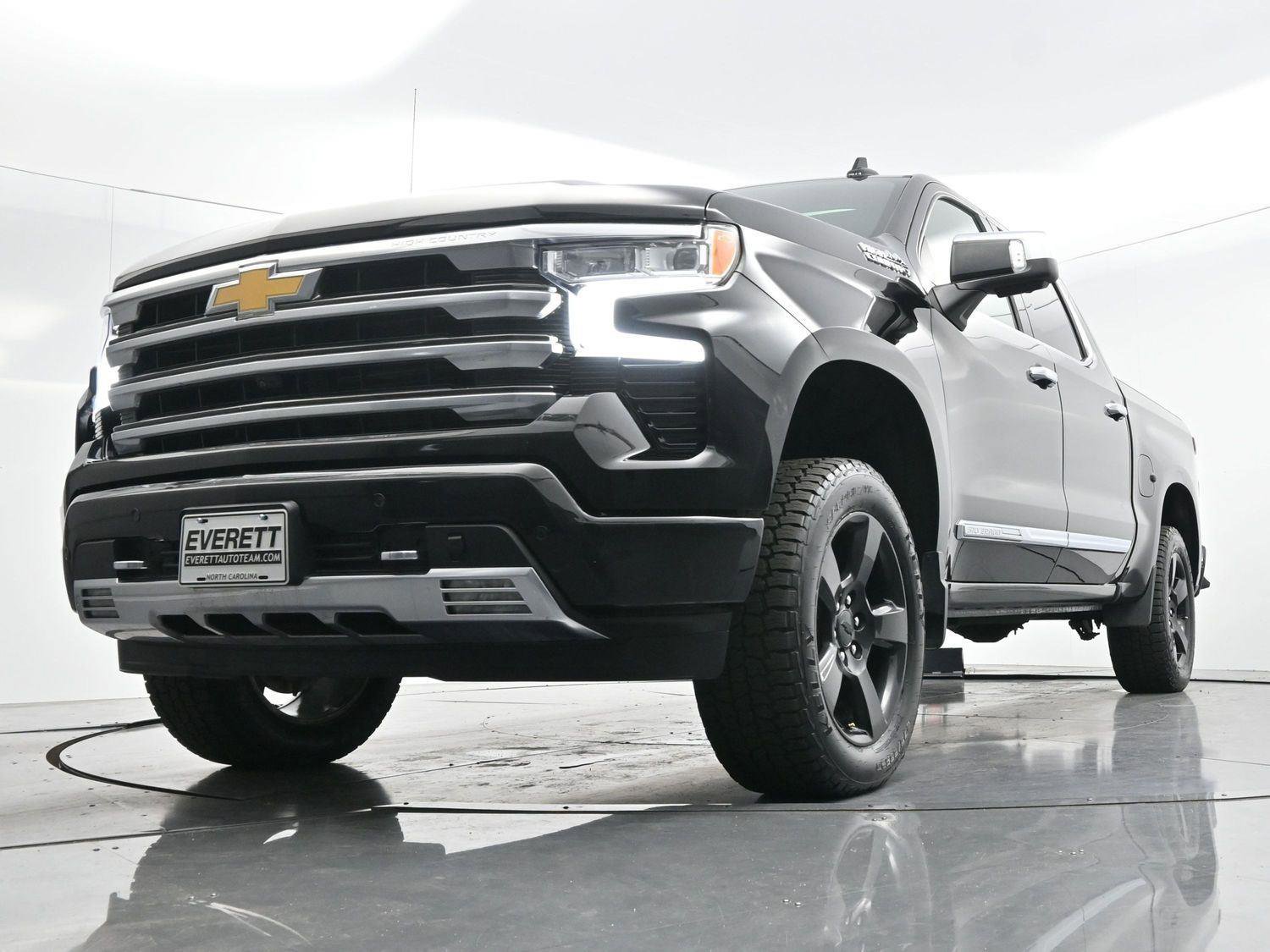 Used 2023 Chevrolet Silverado 1500 High Country w/ High Country Premium Package image 34