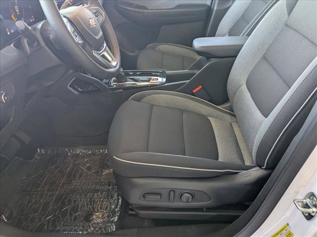 New 2025 Chevrolet TrailBlazer LT w/ Convenience Package FWD image 4
