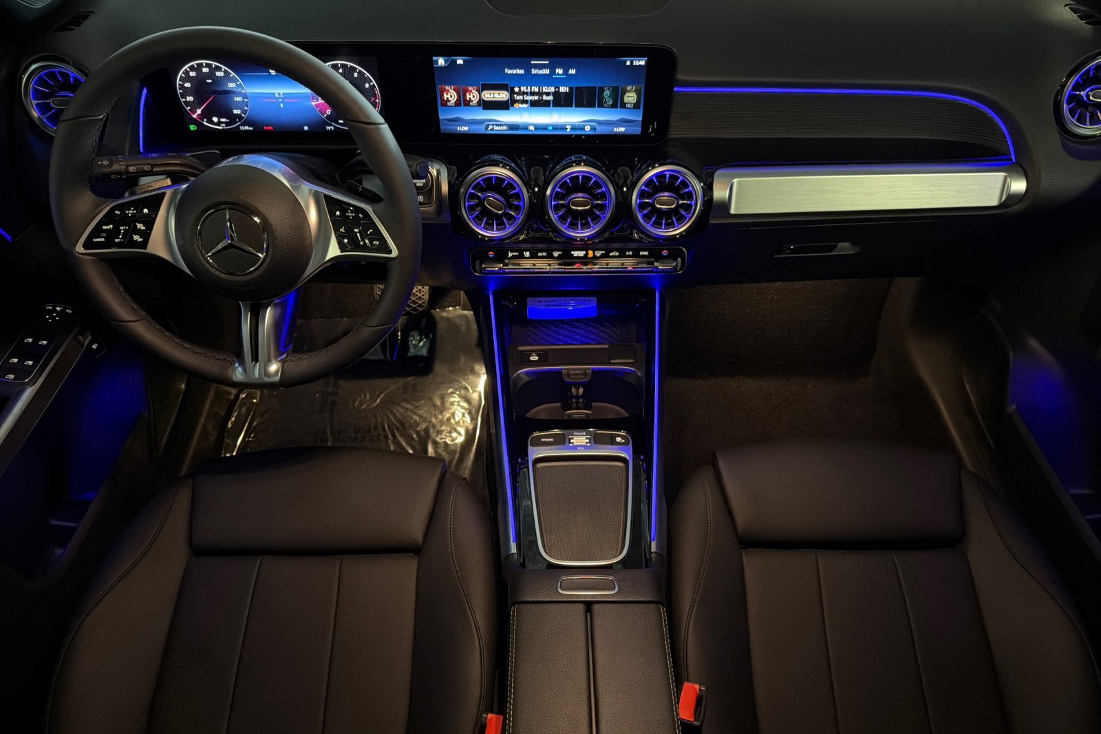 New 2026 Mercedes-Benz GLB 250 image 12