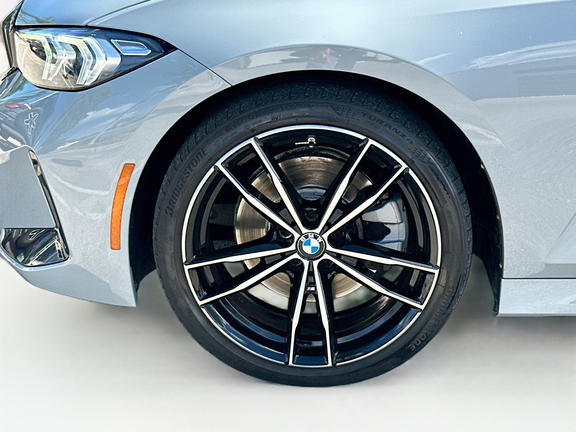Certified 2023 BMW 330i Sedan w/ M Sport Package RWD image 31