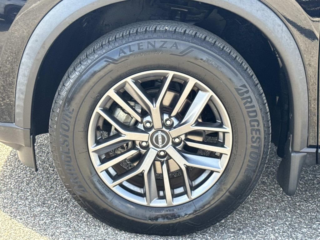Certified 2023 Nissan Rogue S image 11