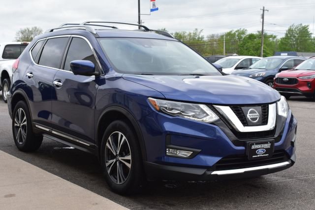 Used 2017 Nissan Rogue SL w/ SL Premium Package AWD/4WD image 13