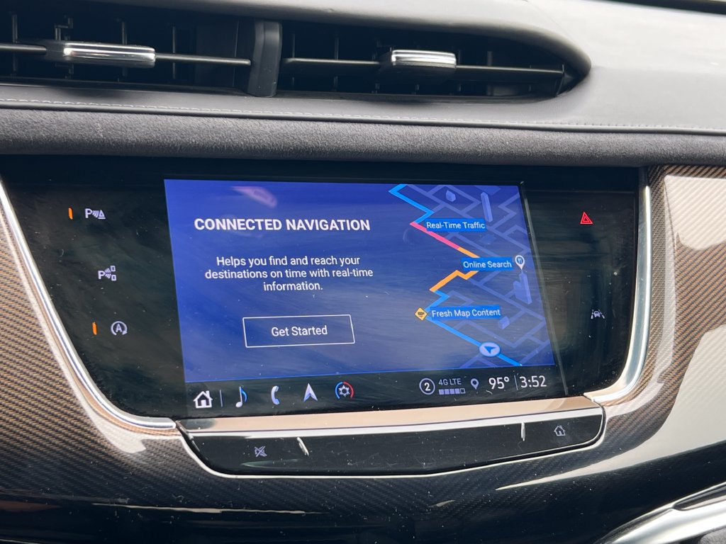 Used 2024 Cadillac XT6 Sport w/ Platinum Package AWD/4WD image 29