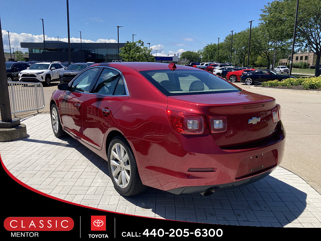 Used 2013 Chevrolet Malibu LTZ FWD image 2
