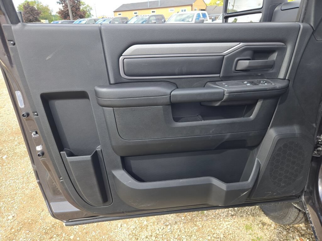 New 2026 RAM 5500 Tradesman AWD/4WD image 14