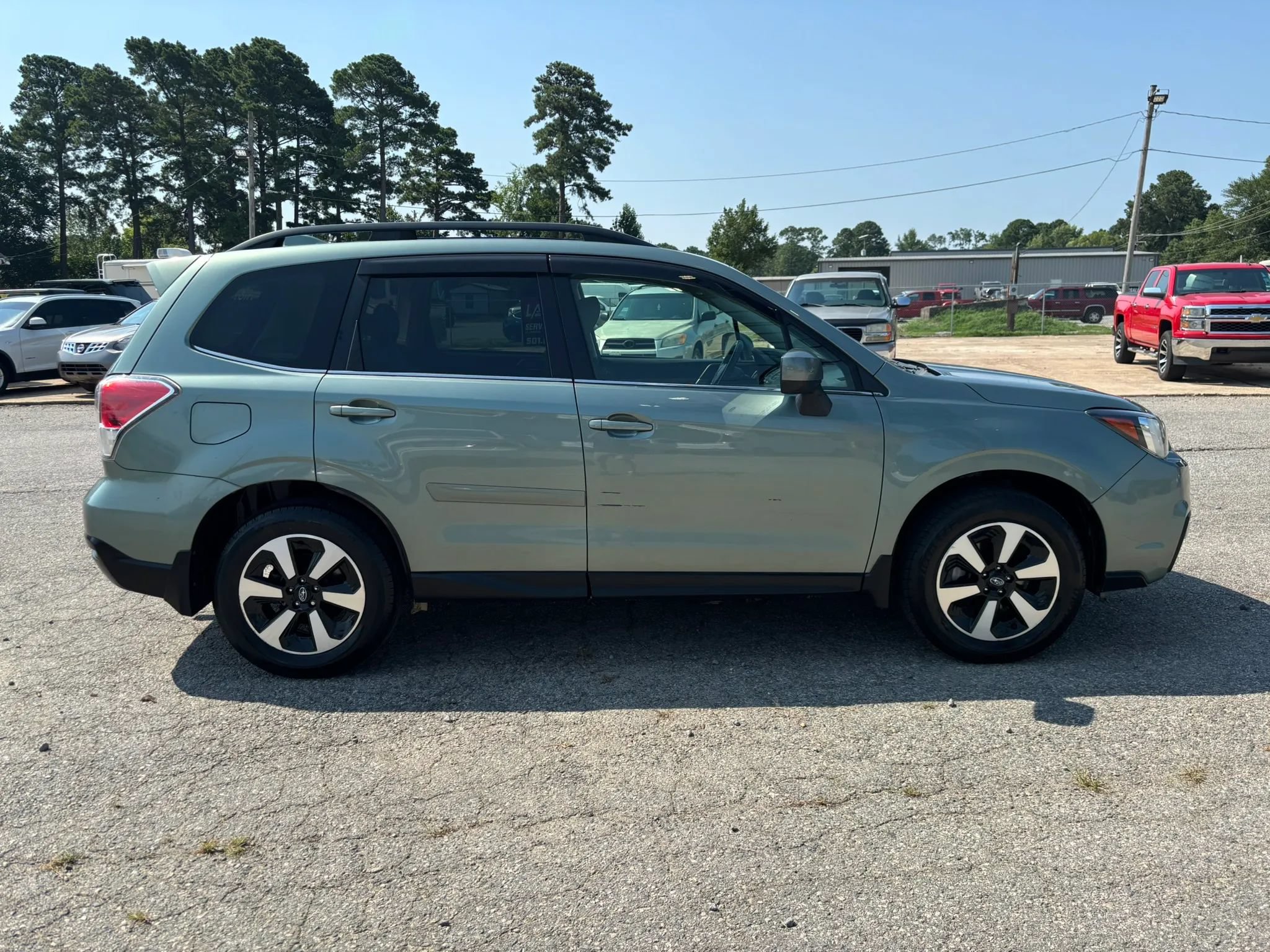 Used 2018 Subaru Forester 2.5i Limited AWD/4WD image 6