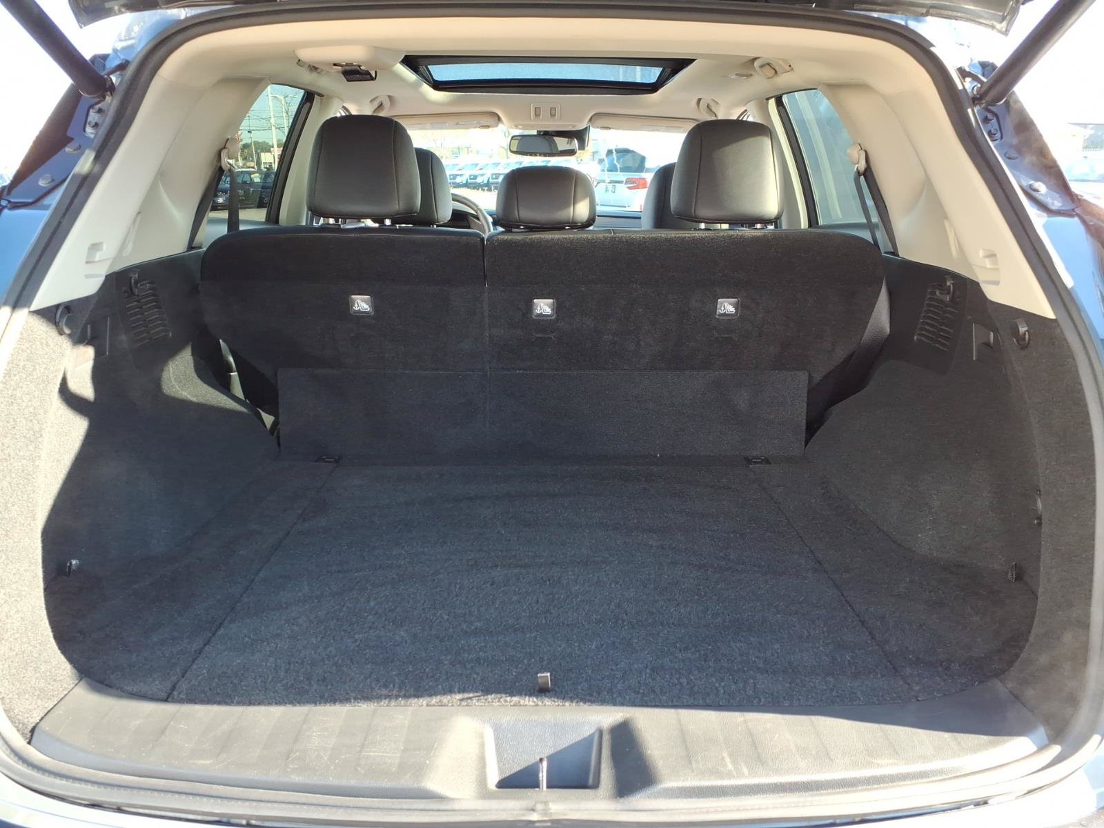 Used 2023 Nissan Murano Platinum AWD/4WD image 13