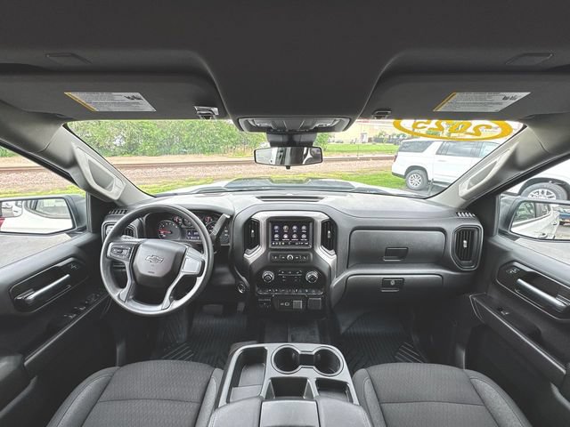 Used 2025 Chevrolet Silverado 1500 Custom Trail Boss w/ LPO, Dark Essentials Package AWD/4WD image 19
