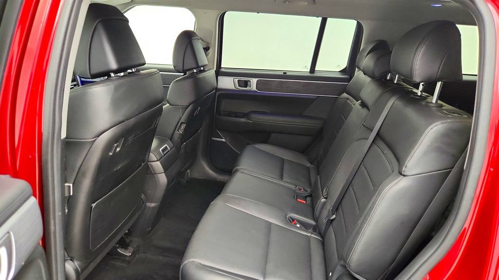 Used 2024 Hyundai Santa Fe Limited AWD/4WD image 20