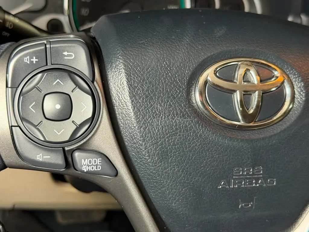 Used 2013 Toyota Venza XLE w/ XLE Premium Pkg FWD image 31