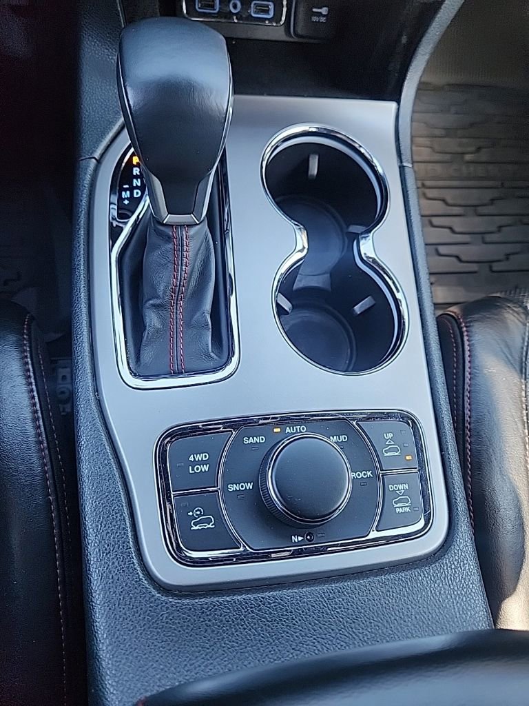 Used 2019 Jeep Grand Cherokee Trailhawk w/ Trailhawk Luxury Group AWD/4WD image 15