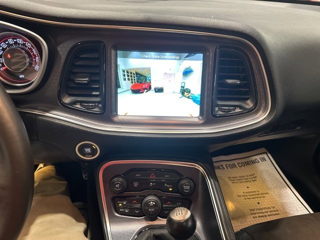 Used 2015 Dodge Challenger R/T Scat Pack w/ Scat Pack Appearance Package image 11