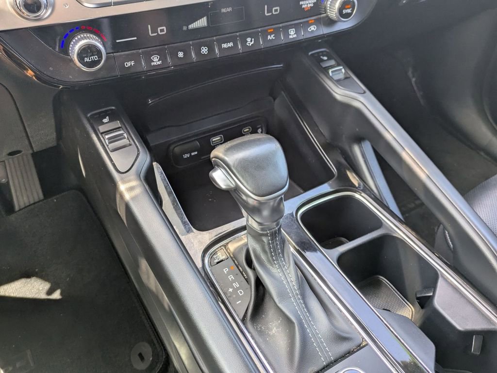 Used 2023 Kia Telluride S FWD image 23
