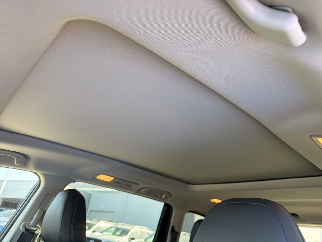 Used 2023 Subaru Ascent Onyx Edition AWD/4WD image 18