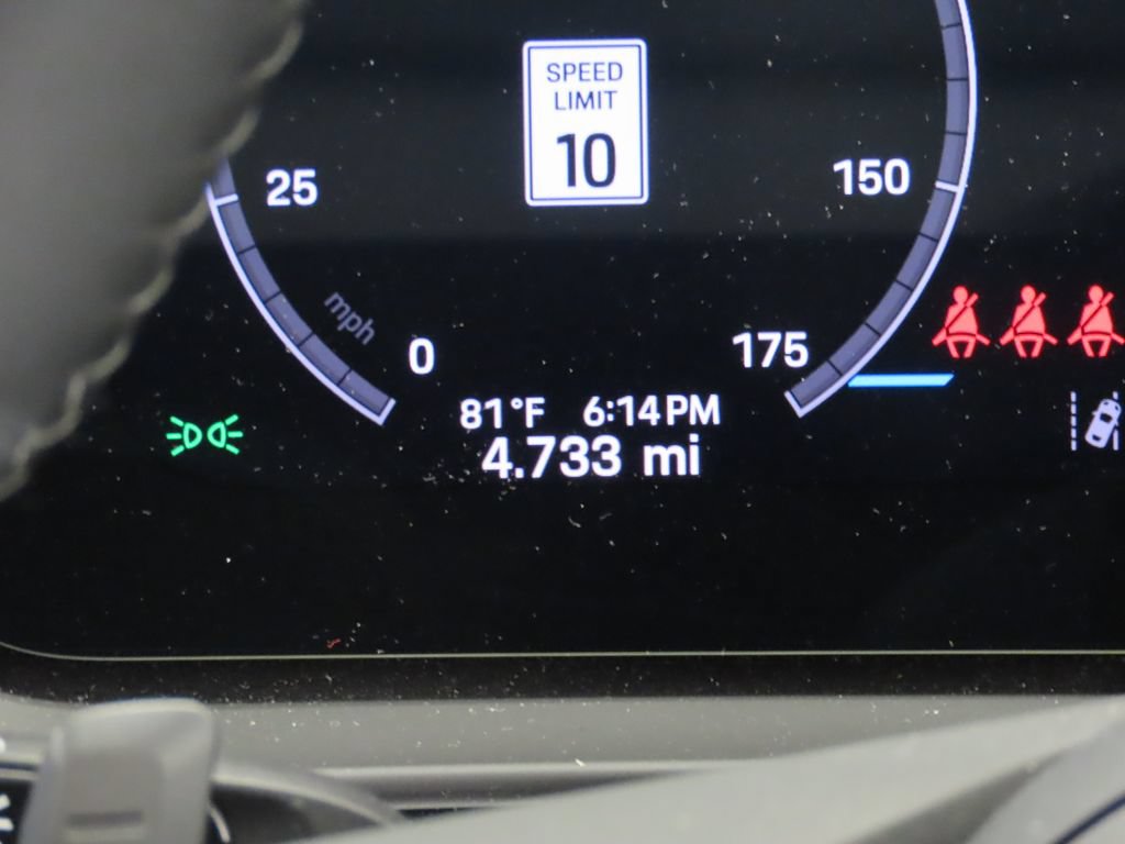Certified 2026 Porsche Cayenne E-Hybrid AWD/4WD image 18