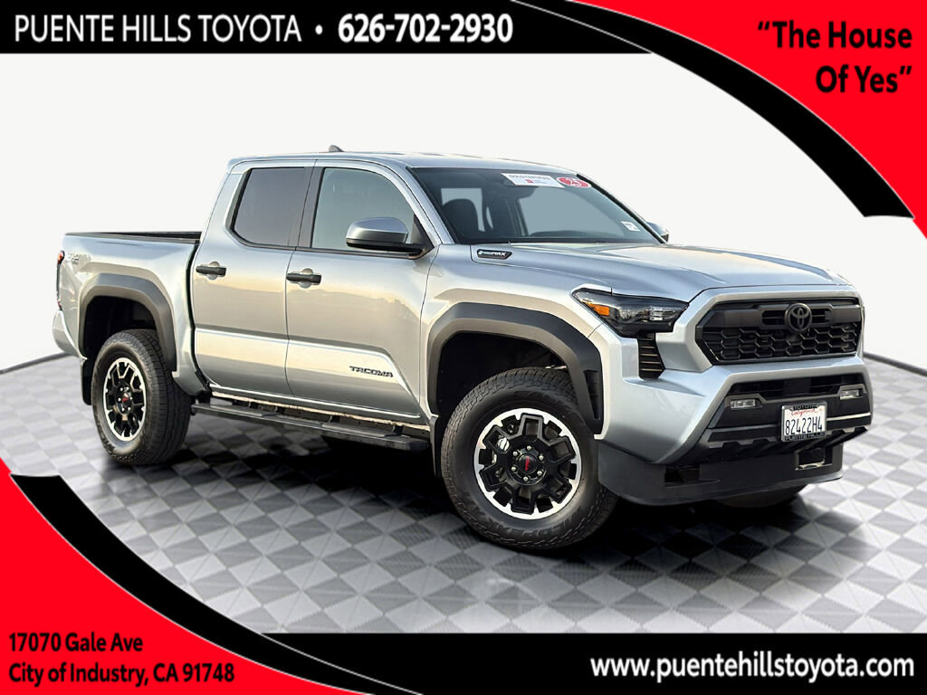 Certified 2025 Toyota Tacoma TRD Off-Road image 1