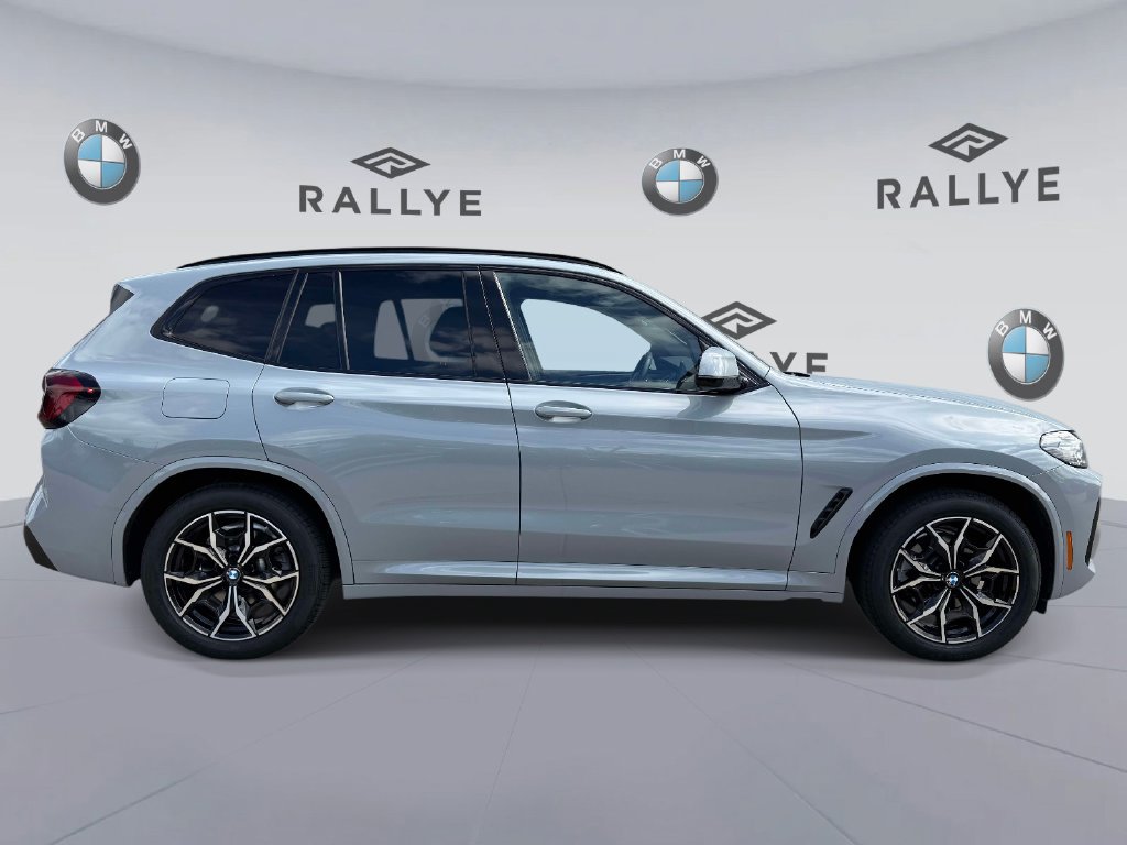 Used 2023 BMW X3 xDrive30i w/ M Sport Package AWD/4WD image 4