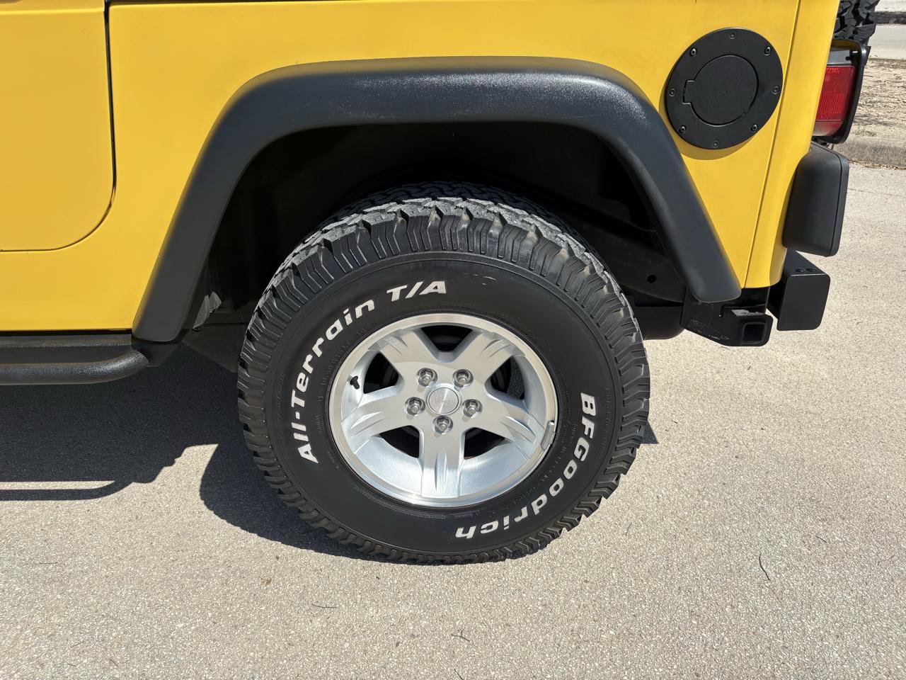 Used 2006 Jeep Wrangler X AWD/4WD image 17