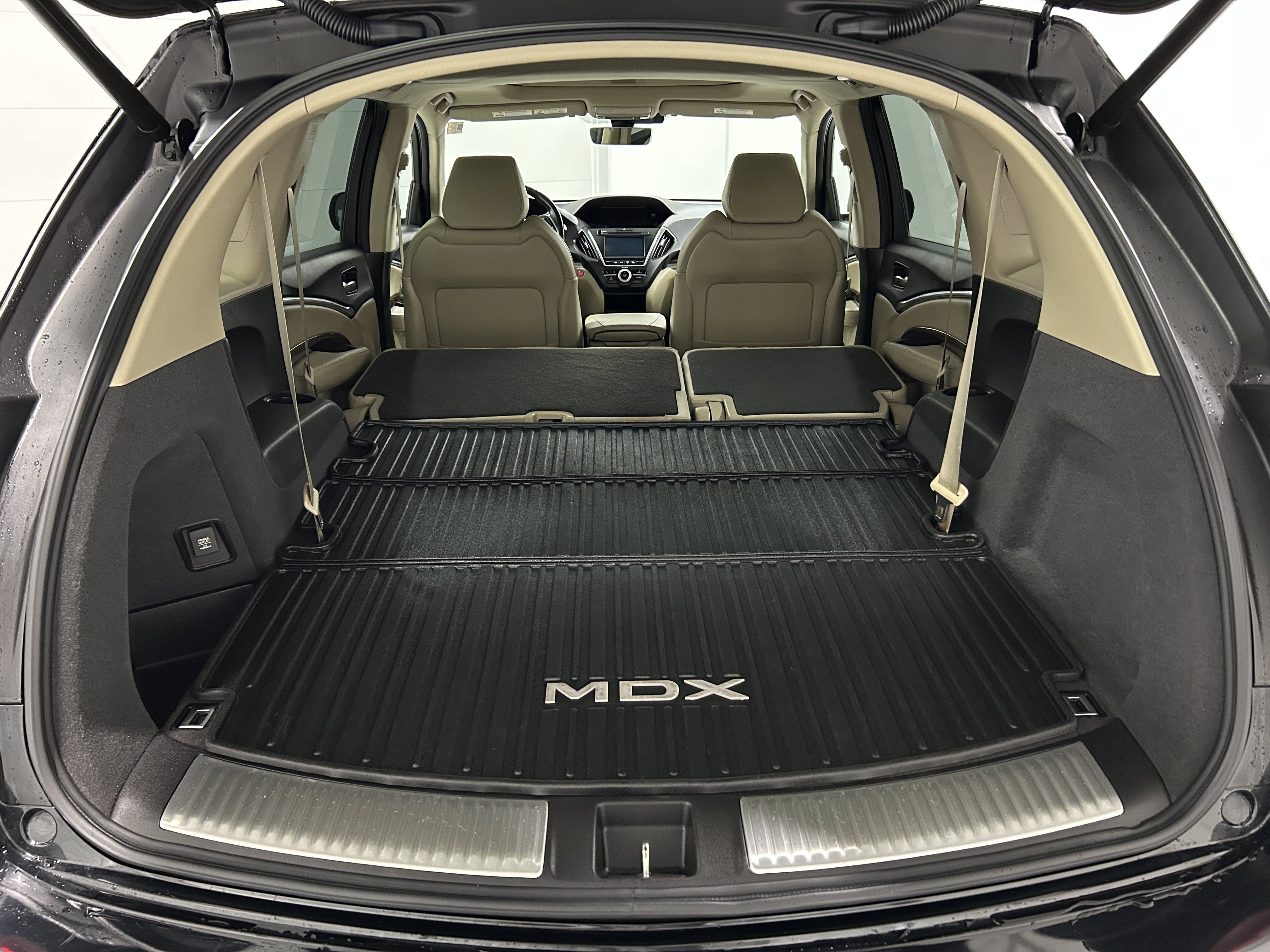 Used 2020 Acura MDX SH-AWD image 34