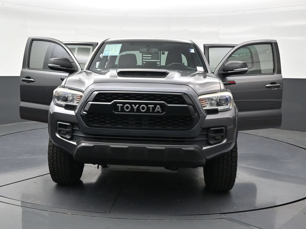Used 2017 Toyota Tacoma TRD Sport w/ Tow Package RWD image 34