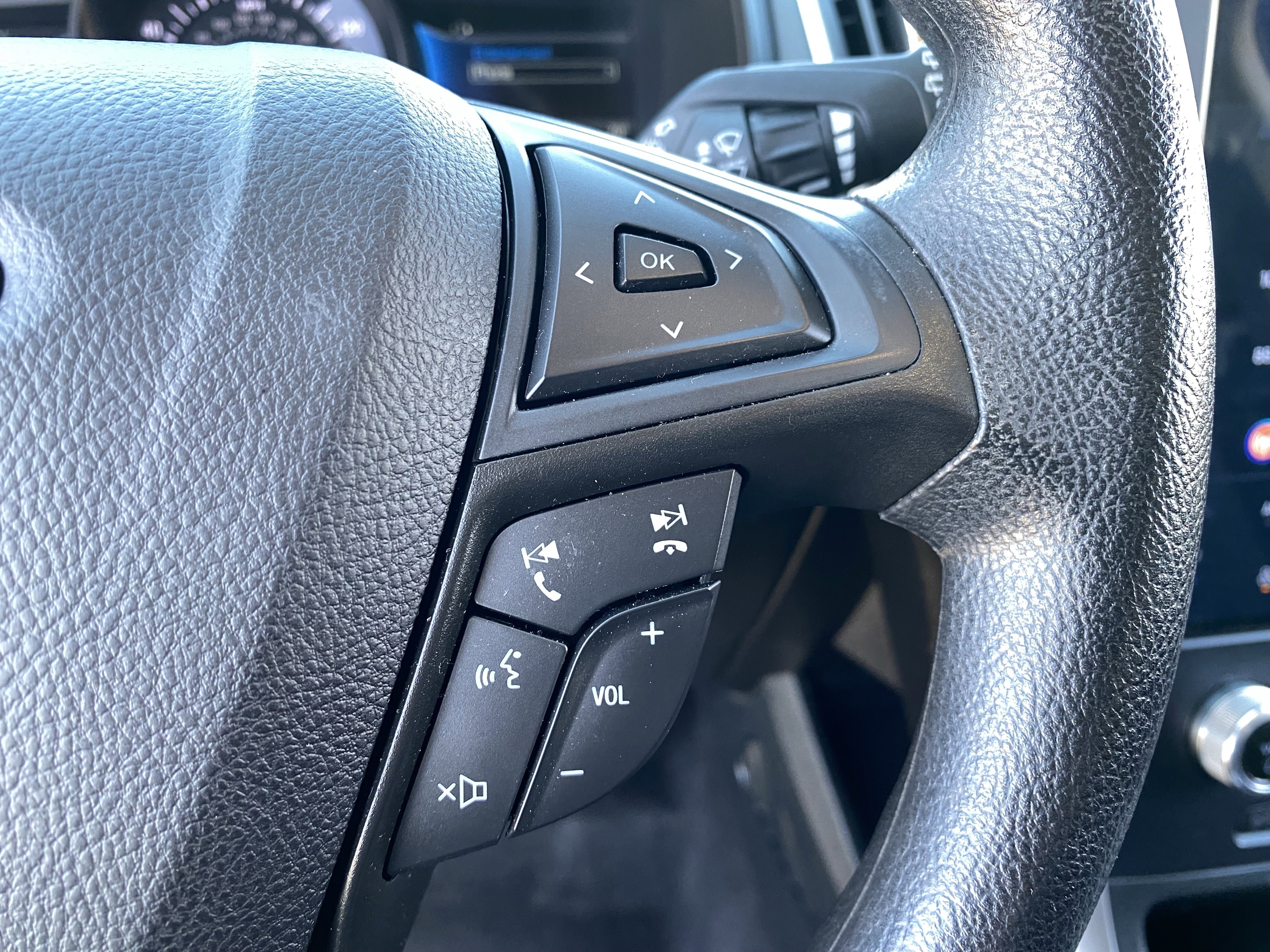 Used 2023 Ford Edge SE AWD/4WD image 28