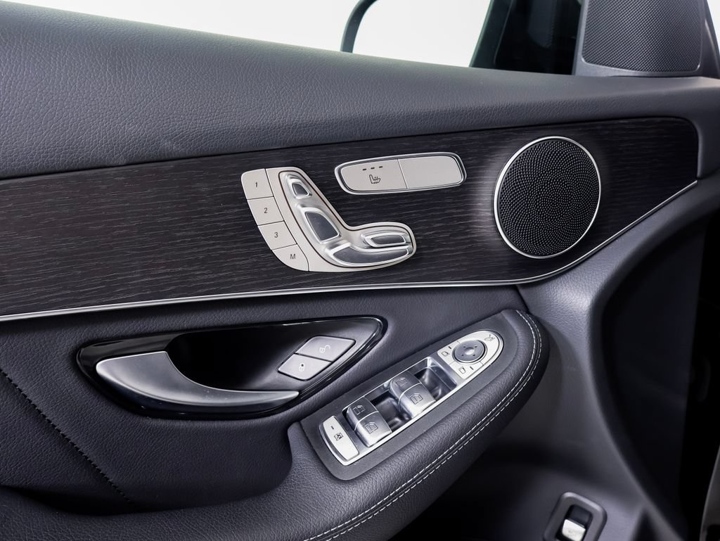Used 2022 Mercedes-Benz GLC 300 4MATIC image 18