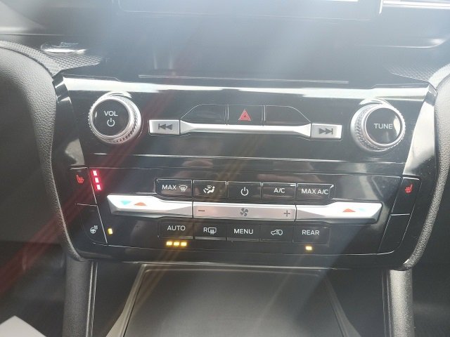 Certified 2024 Ford Explorer ST-Line w/ Class IV Trailer Tow Package image 25