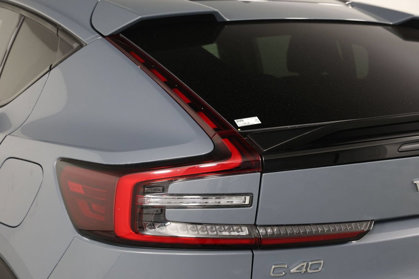 Certified 2023 Volvo C40 P8 Recharge Plus w/ Protection Package Premier AWD/4WD image 18
