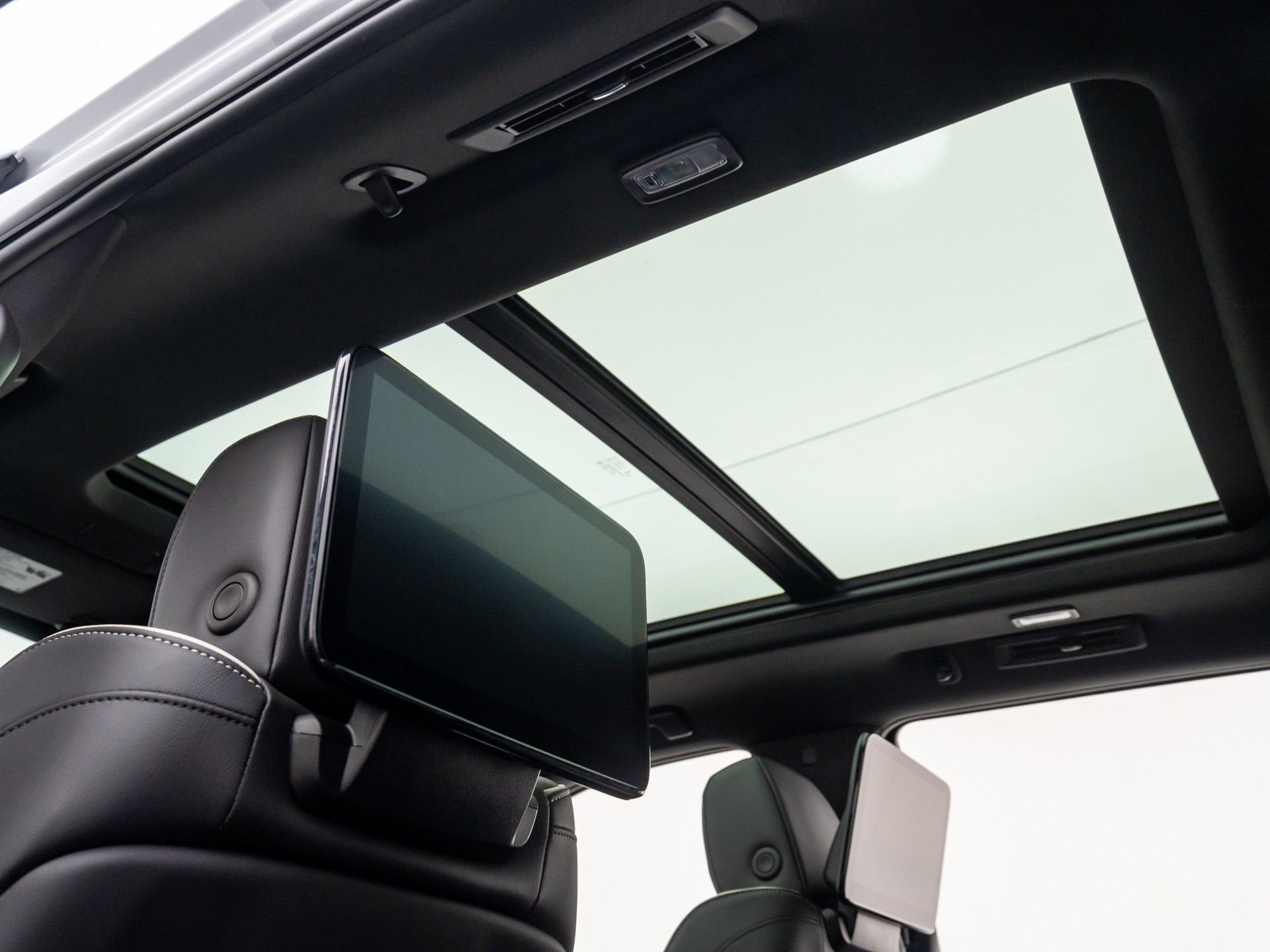 New 2026 Cadillac Escalade Luxury image 19