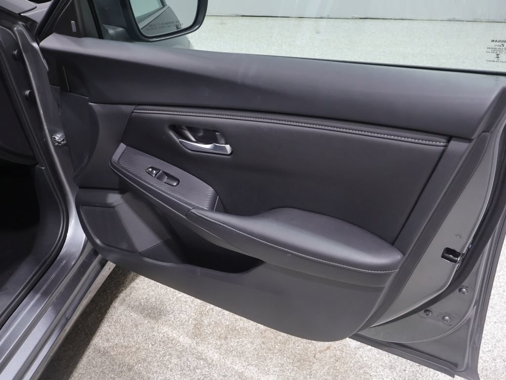 Used 2023 Nissan Sentra SV FWD image 24