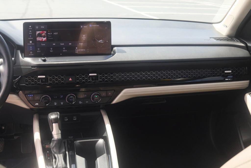 Used 2023 Honda Accord Touring image 35