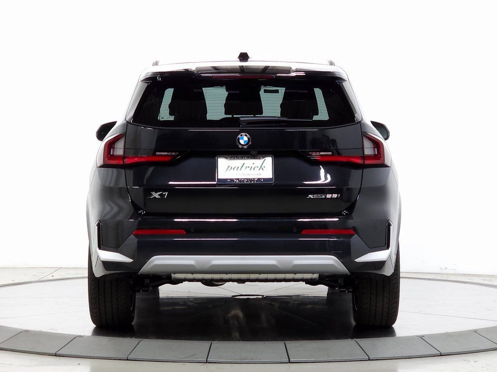 Used 2026 BMW X1 xDrive28i w/ Technology Package AWD/4WD image 6